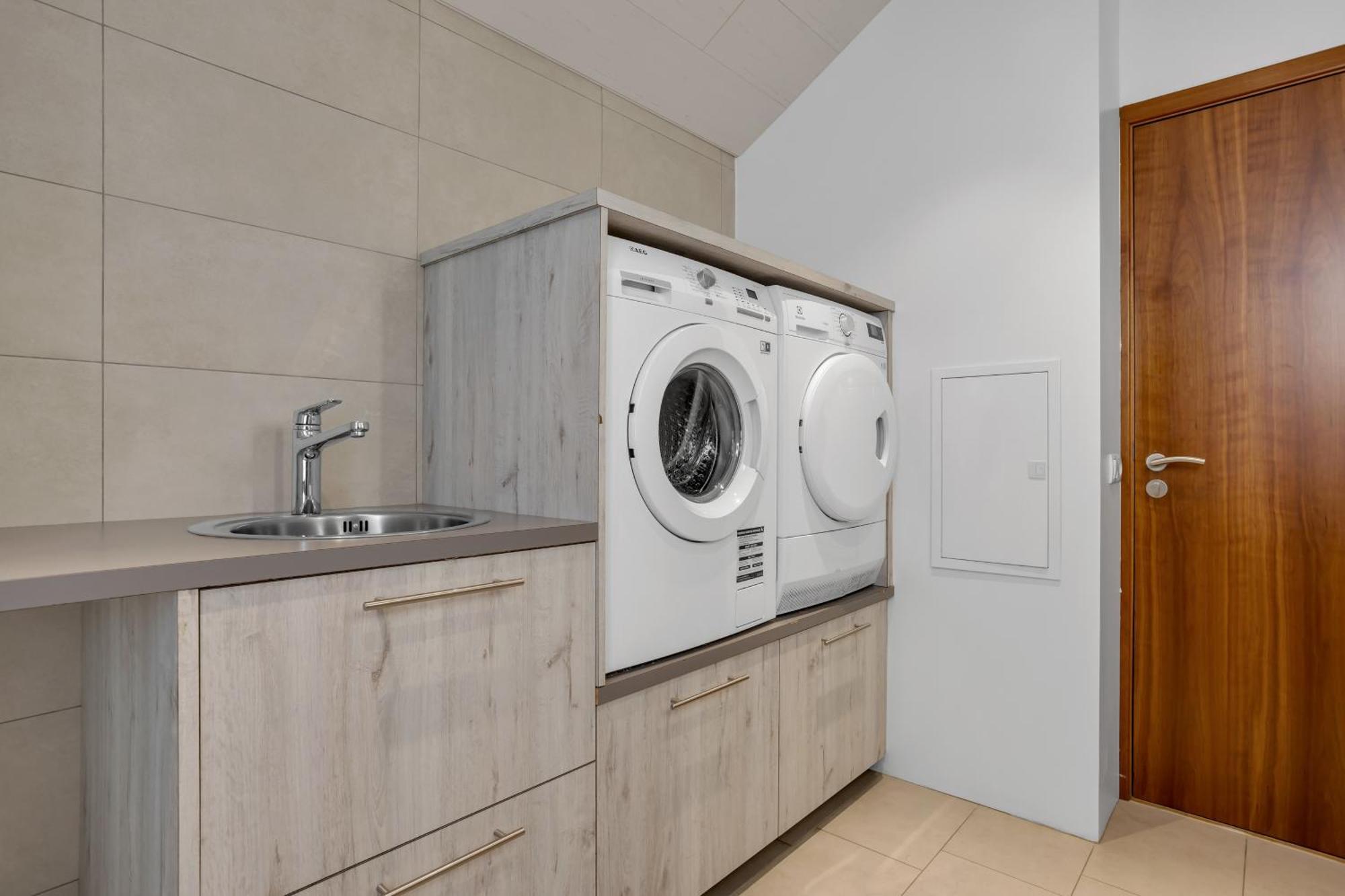 Thorsplan Luxury Apartment Hafnarfjörður Eksteriør billede